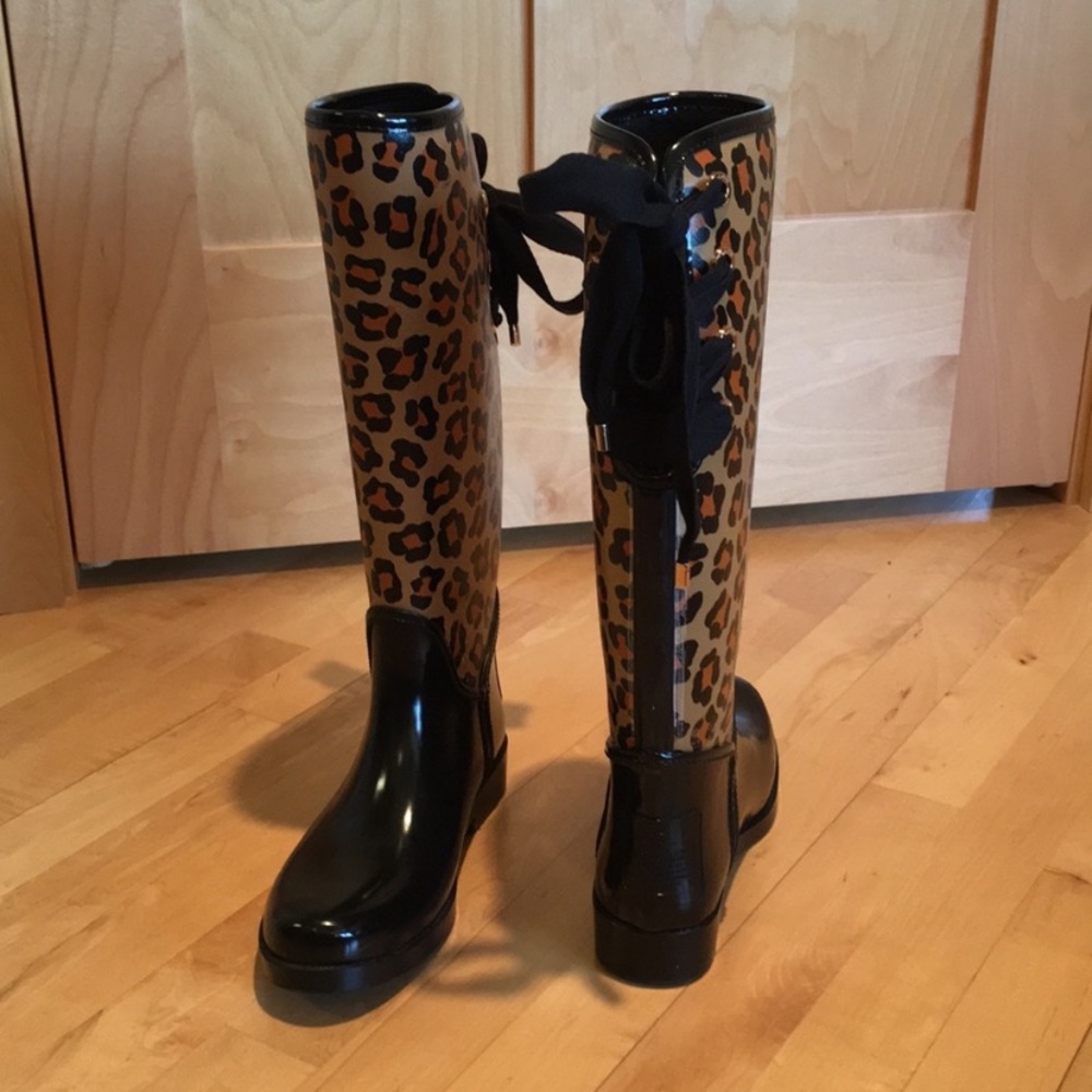 Coach leopard rain boots - Picture 3 of 6